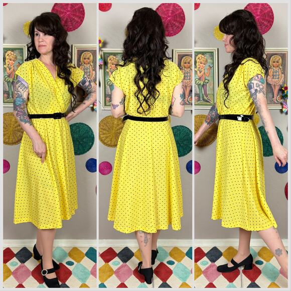 Vintage 1970s Yellow Polka Dot Cap Sleeve Belted Midi Dress - Picture 3 of 9